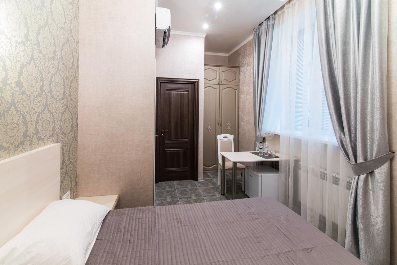 L.O.Y Family Hotel Dnipro Luaran gambar